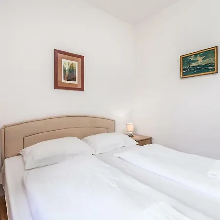 Apartment Nada Kraljevica