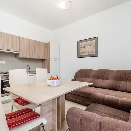Apartment Nada Kraljevica