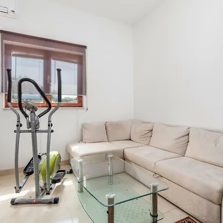 Apartment Nada *